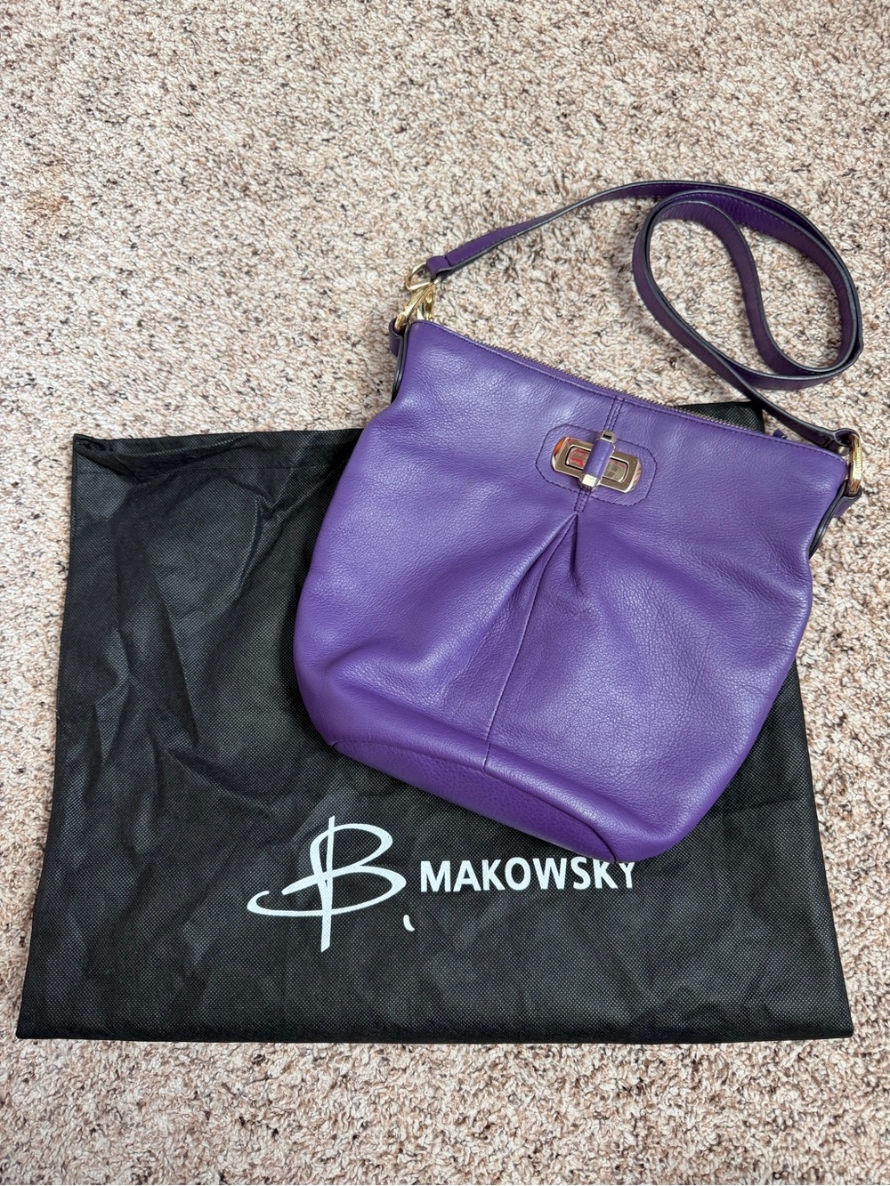 B.MAKOWSKY PURPLE LEATHER CROSSBODY BAG